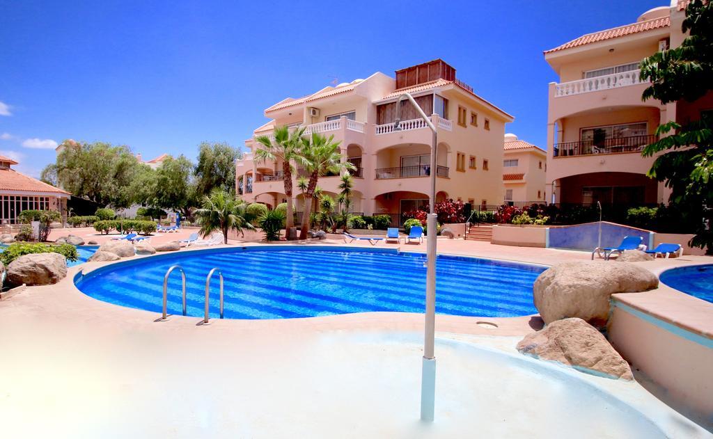 Apartment Golf Park Los Abrigos Quarto foto